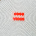 „ GOOD VIBES „ Dein handgefertigtes Statement zum personalisieren von neuen Lieblingsstücken
