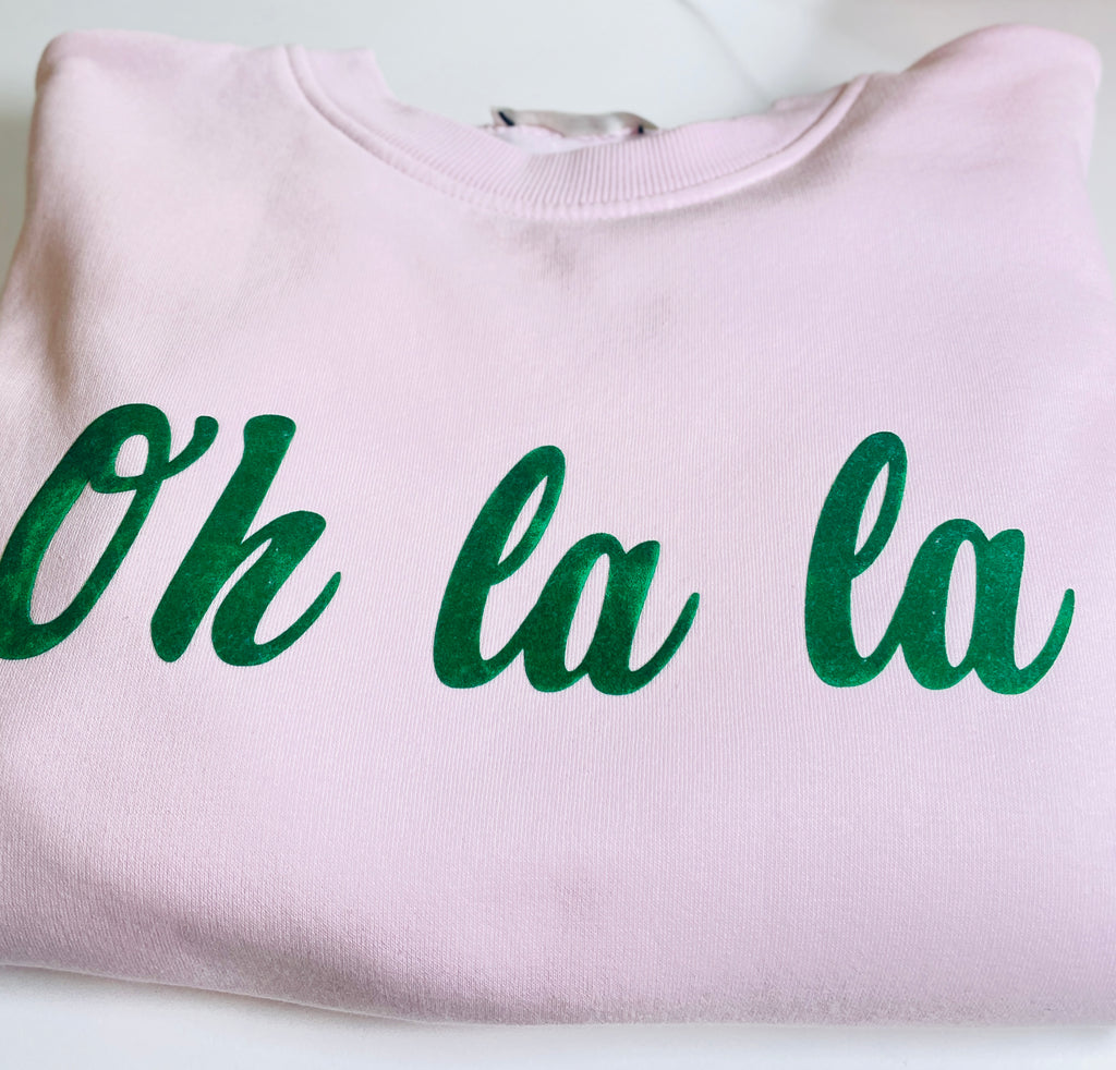 *** RESTBESTAND *** Kuscheliger Pulli mit „ Oh la la - Patch „ Eigenproduktion